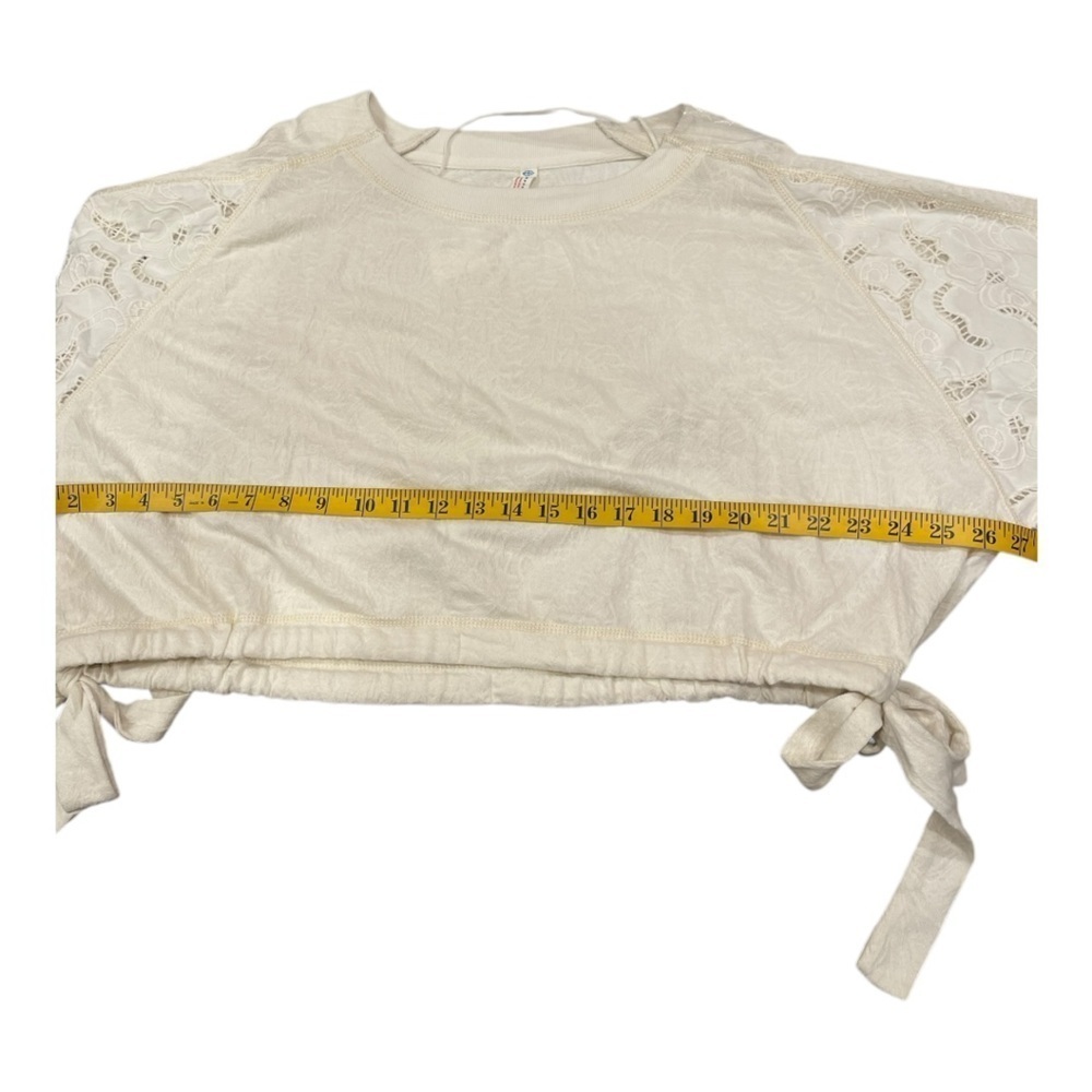 Free People Movement Field Of Dreams Pullover cropped .Size M - Picture 12 of 12